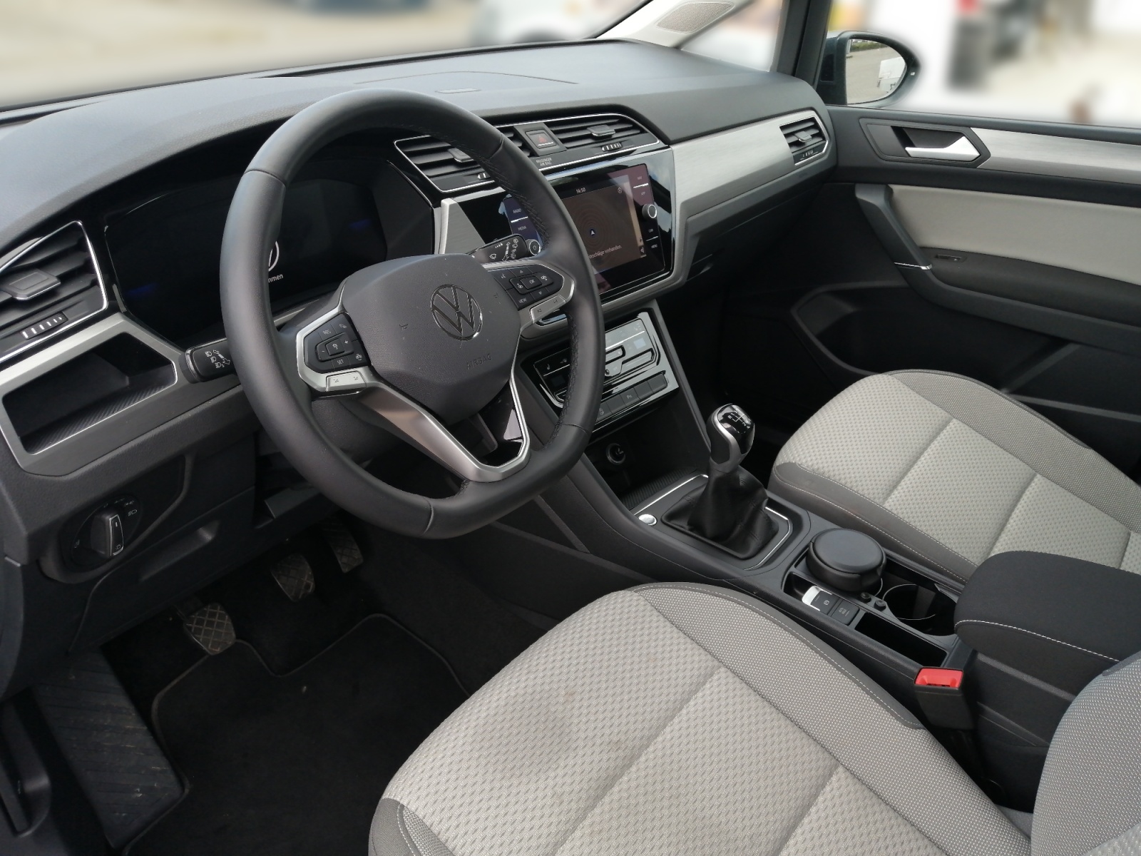 Touran Comfortline 1.5 TSI ,Virtual,PDC,ACC,Navi